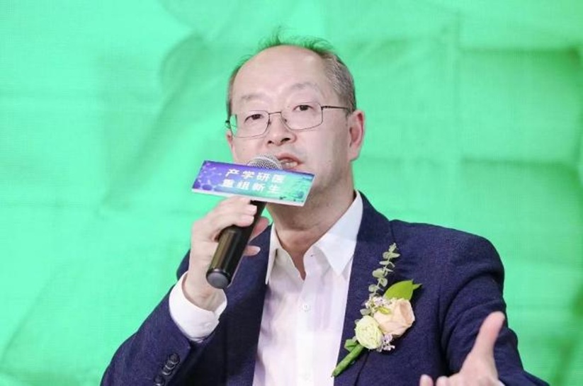 4.5亿入股三人行，陕西首富盯上学生“钱包”？