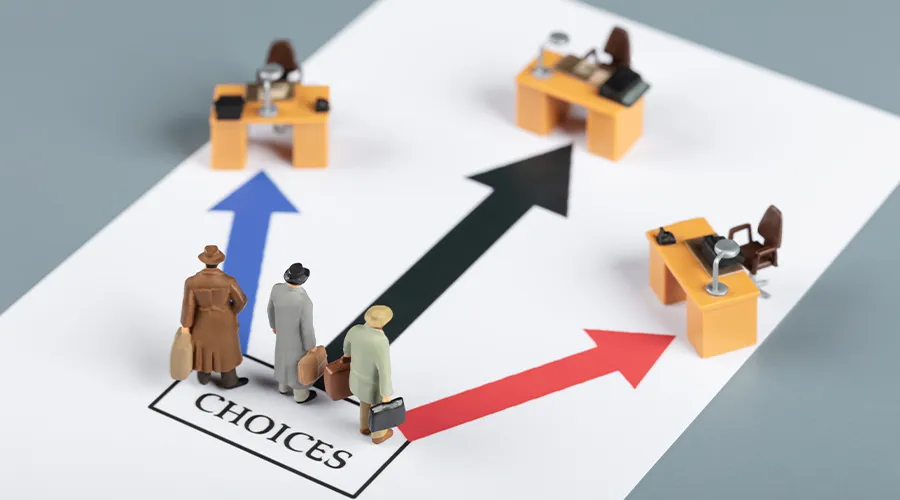 闯进「龙虾」时代，飞书与钉钉零时差