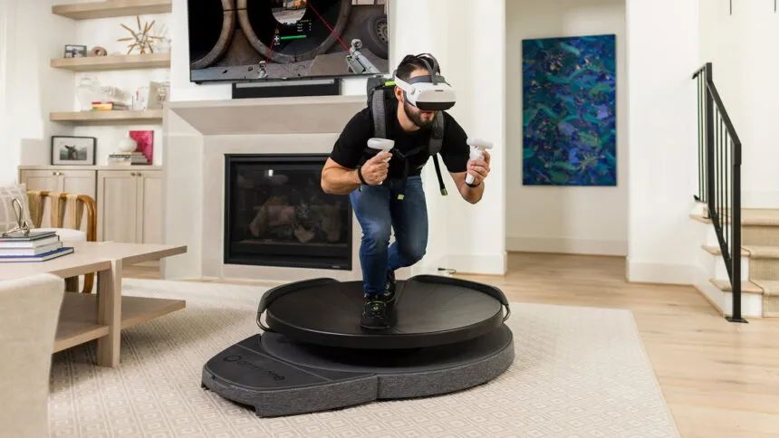 苹果发布会没带给你的 VR 体验，这台跑步机做到了