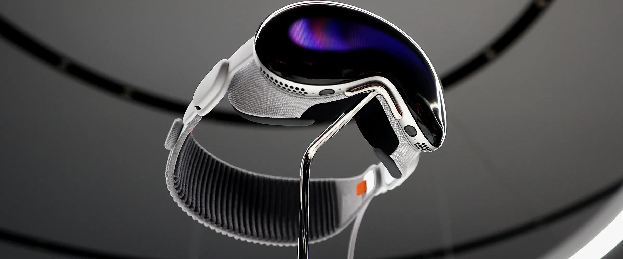 明年上市！虹膜识别、EyeSight 反向透视，“Apple Vision Pro”亮点汇总