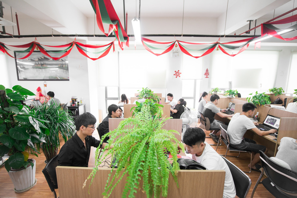 给创业者发千问办公Token卡，杭州可太会了