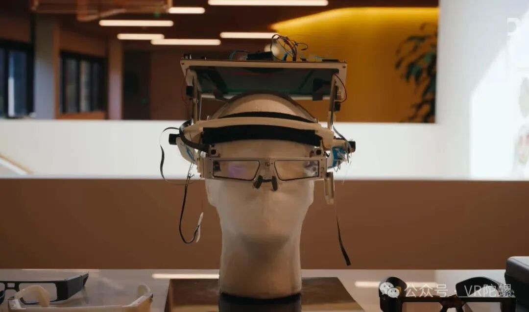 11年投入30多亿美元，Snap加入AI+AR眼镜大战